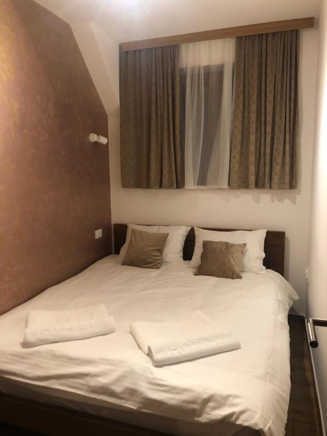 Apartmani Vidatela コパオニク エクステリア 写真