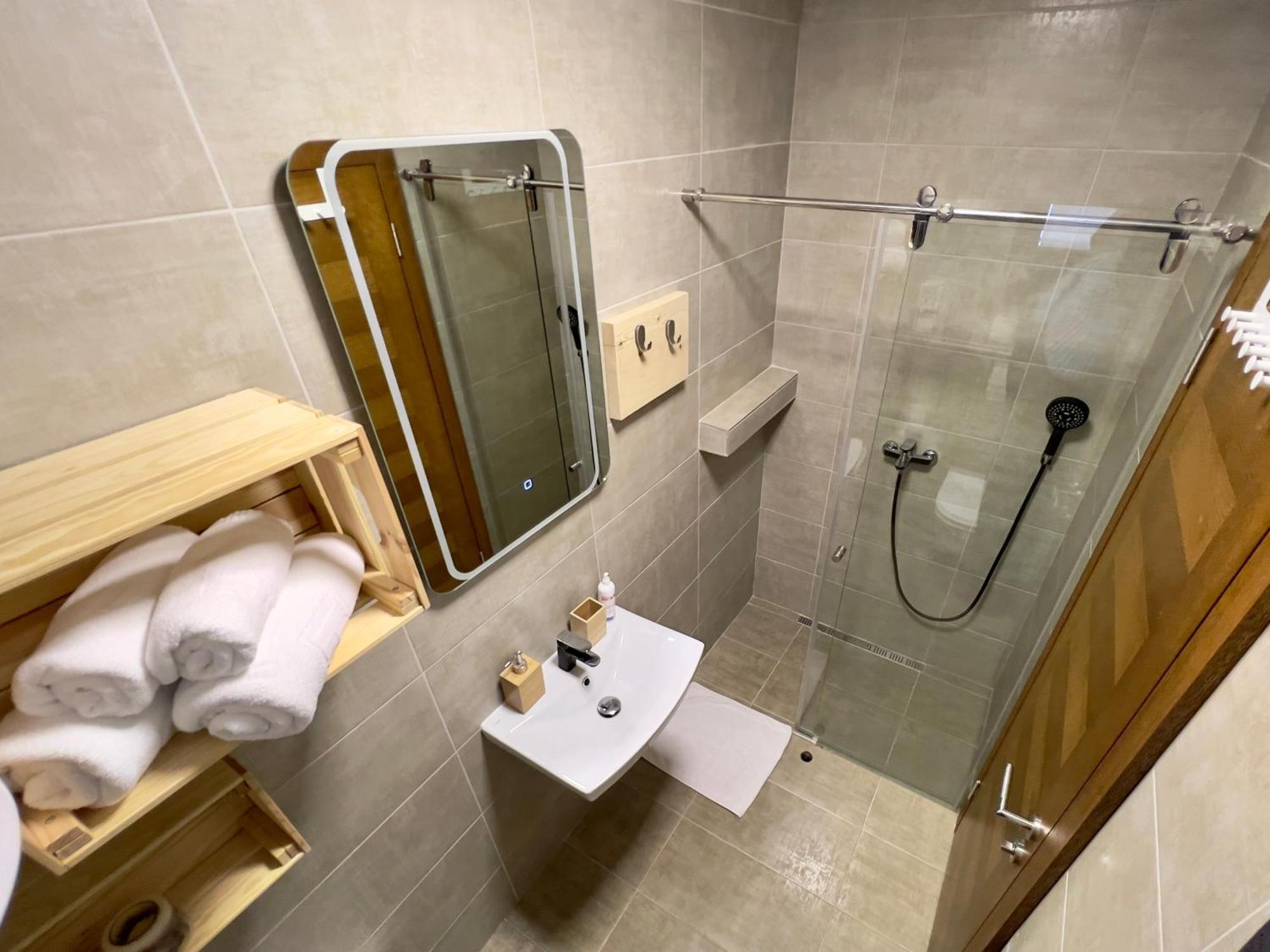 Apartmani Vidatela コパオニク エクステリア 写真